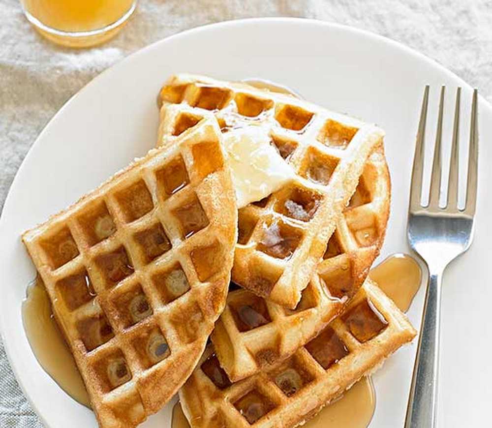 You need some eggs to make waffles. Золотая вафля. Make Waffles.